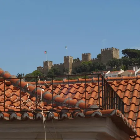 Chic Urban Retreat At Downtown With Balcony & Views, 5th-floor No Lift