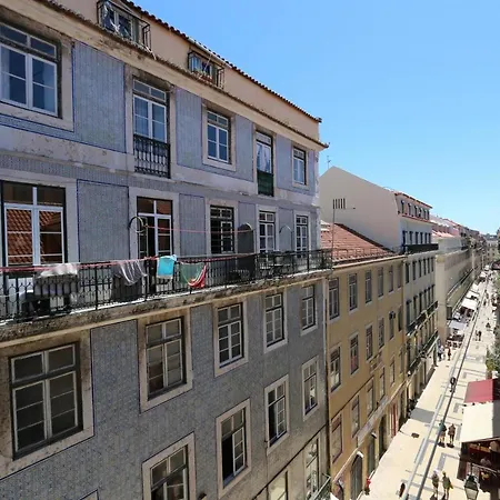 Apartamento Chic Urban Retreat At Downtown With Balcony & Views