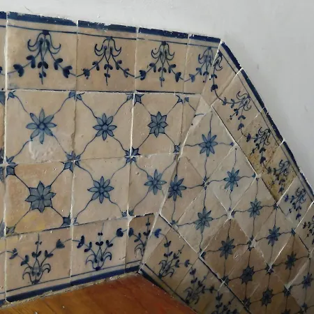 Chic Urban Retreat At Downtown With Balcony & Views, 5th-floor No Lift Lejlighed Lisboa